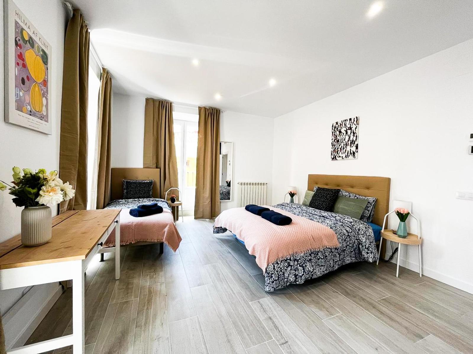 Centric Rooms In Madrid Ngoại thất bức ảnh