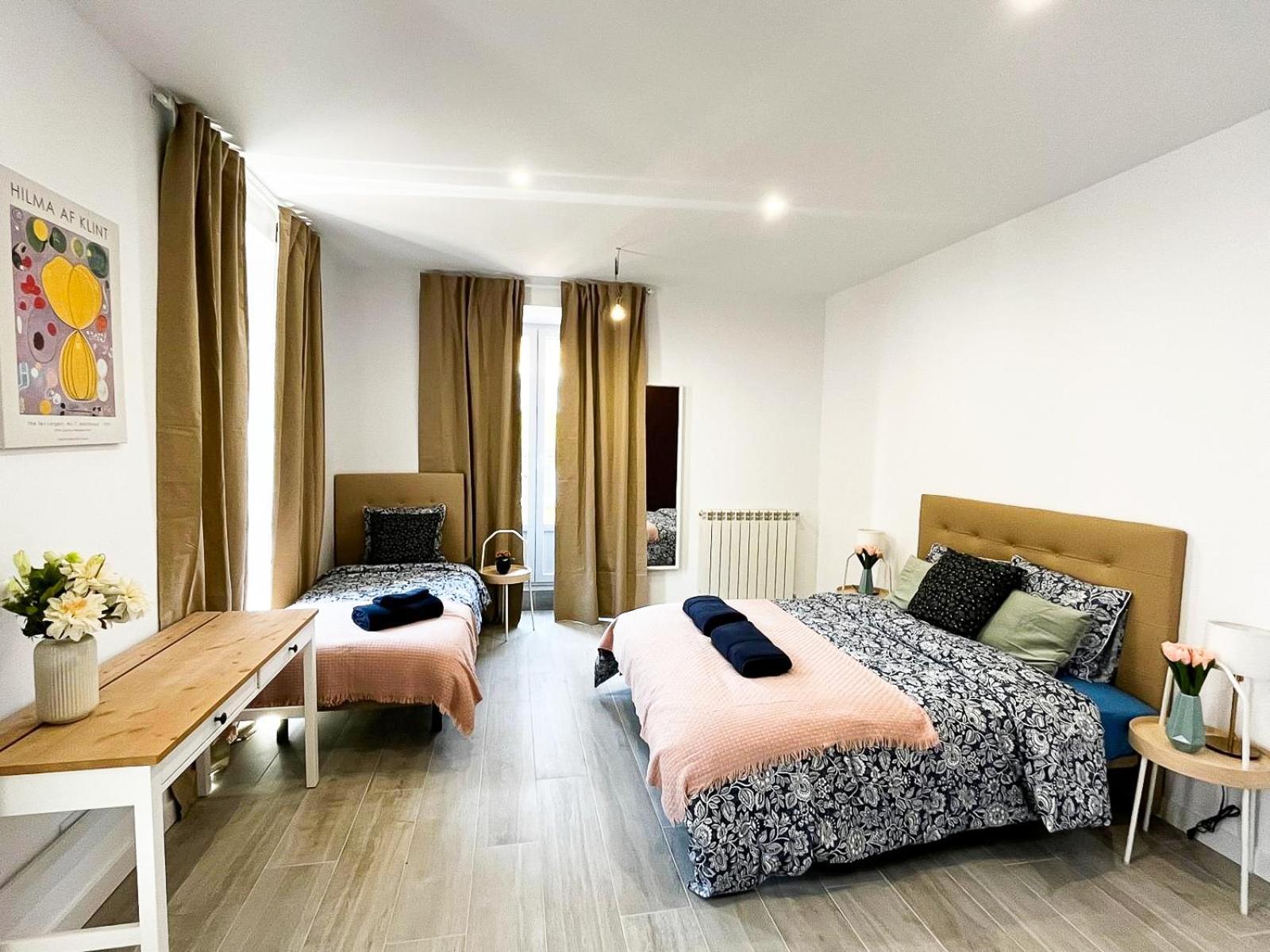 Centric Rooms In Madrid Ngoại thất bức ảnh